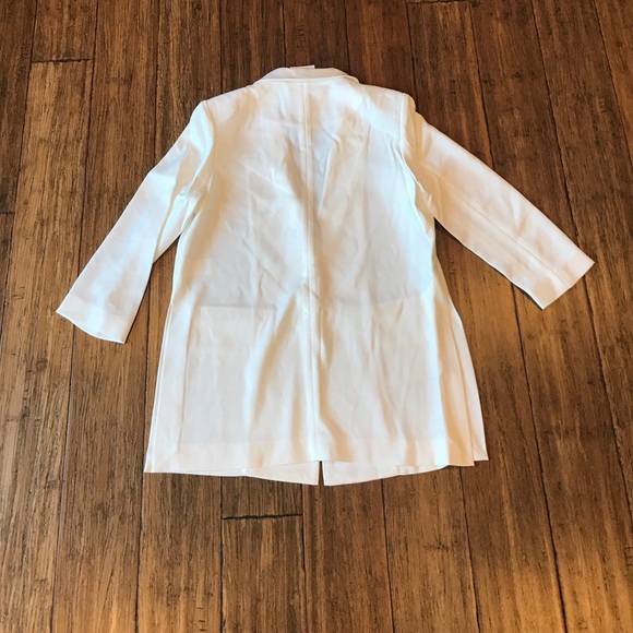 White Oversized Boyfriend Blazer - Picture 4 of 8
